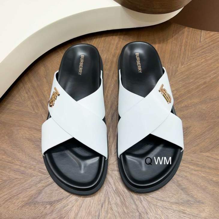 Picture of Burberry Slippers _SKUBurberrysz38-45WM03023288